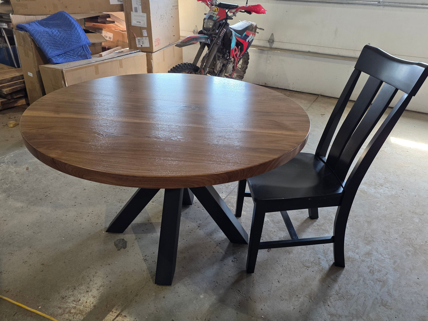 The Maisy Round Table